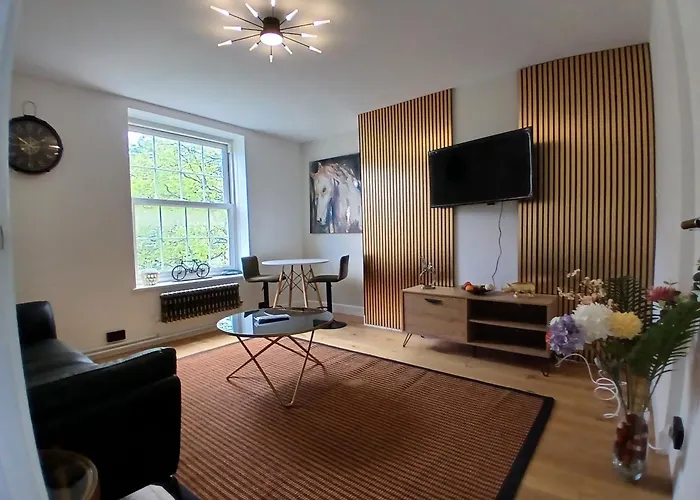 Peaceful Moira - 2 Bedroom Flat Between Brixton And Kennington 10Mins To Central London