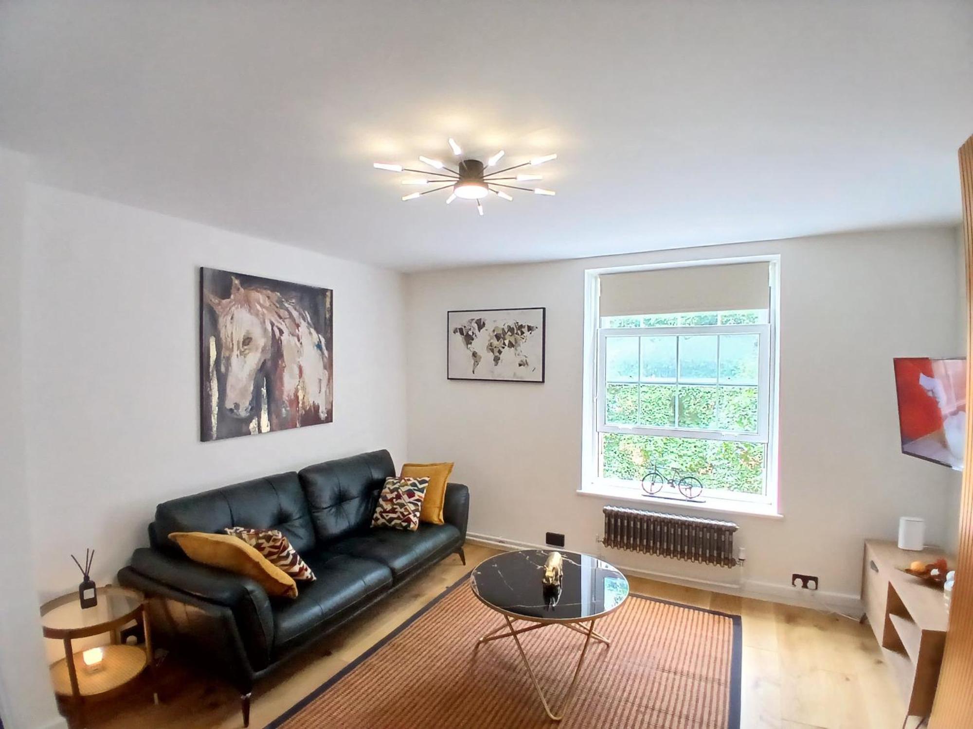 Peaceful Moira - 2 Bedroom Flat Between Brixton And Kennington 10mins To Apartamento